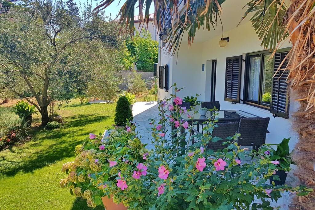 Apartment Samlandin Krk Town Exterior foto